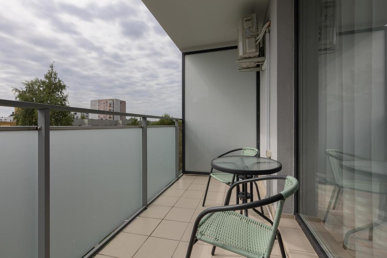 Warsaw Ursynow Apartment With Balcony By Noclegi Renters Kültér fotó