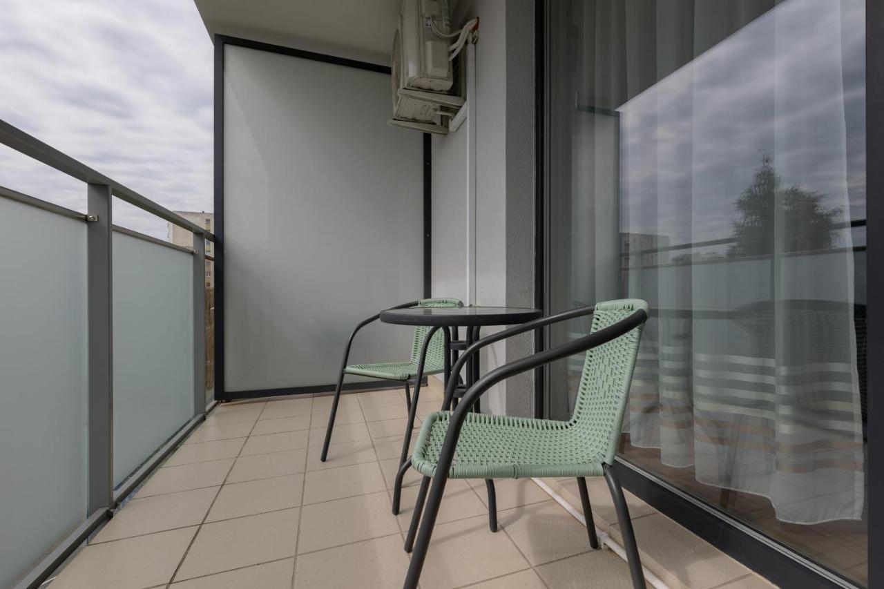 Warsaw Ursynow Apartment With Balcony By Noclegi Renters Kültér fotó